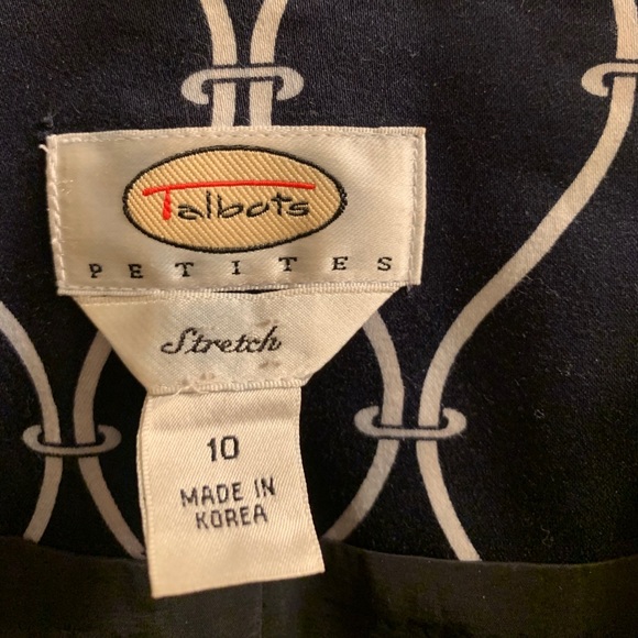 Blazer - Picture 5 of 7